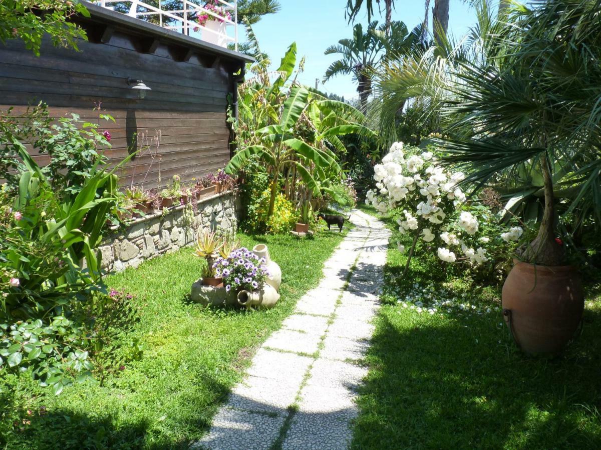 Holidaysora Taormina - Il Giardino Di Graziella מראה חיצוני תמונה
